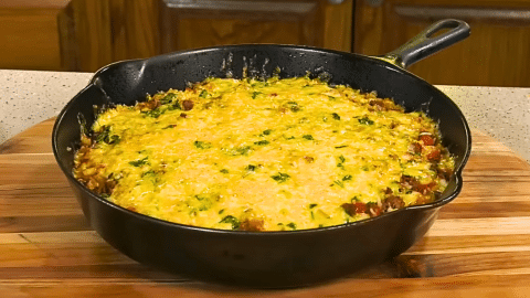 Cheesy Beef & Rice Skillet Meal Recipe | DIY Joy Projects and Crafts Ideas