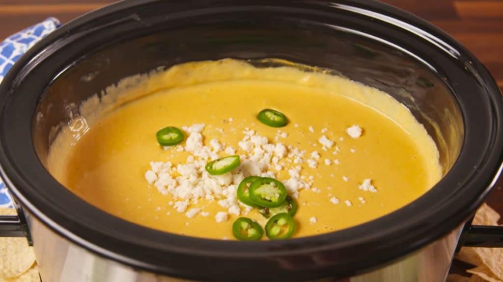 Delicious Crock-Pot Queso