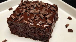 Easy Chocolate Fudge Cake Recipe