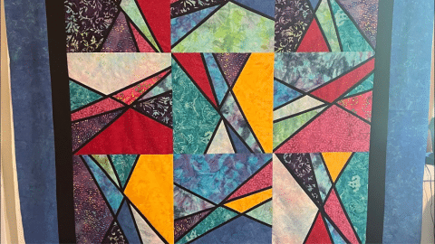 Easy Kaleidoscope Stained Glass Quilt Tutorial | DIY Joy Projects and Crafts Ideas