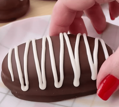 Easy Chocolate-Covered Mini Cakes Recipe - DIY Joy