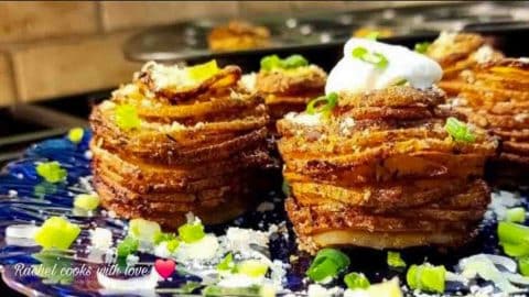 Easy Stacked Potatoes Recipe | DIY Joy Projects and Crafts Ideas