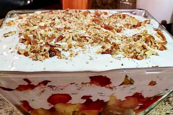 Strawberry Punch Bowl Cake Recipe