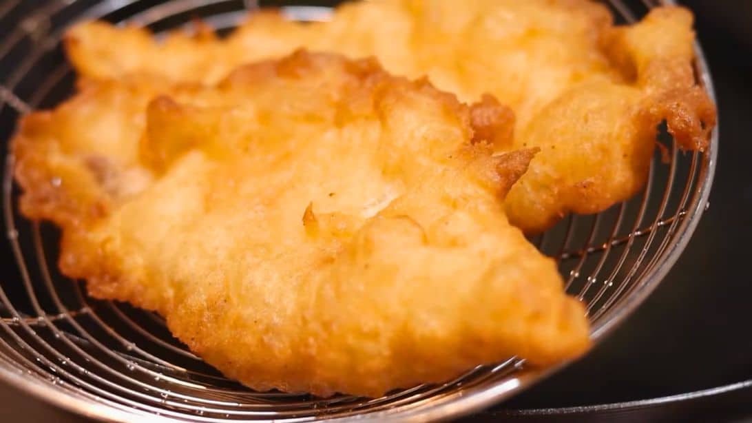 How to Make Crispy Battered Fish Without Using Beer | DIY Joy Projects and Crafts Ideas