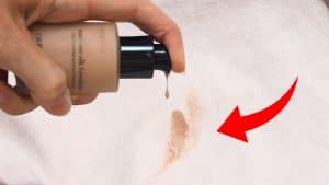 How to Remove Makeup Stains From Clothes