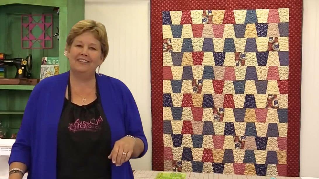 Tumbler Chevron Quilt With Jenny Doan | DIY Joy Projects and Crafts Ideas