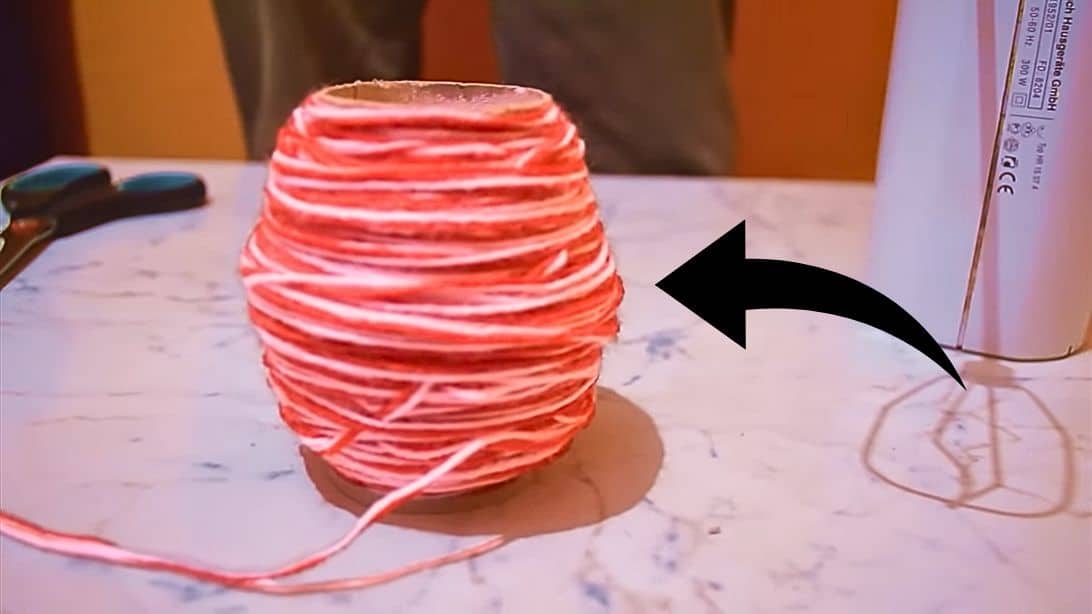 Wind Up Yarn Quickly With This Hack | DIY Joy Projects and Crafts Ideas