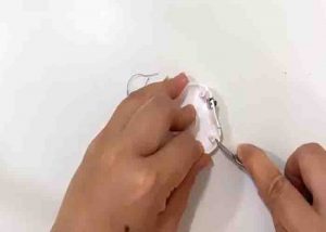 A Clever Sewing Hack Using Dental Floss - DIY Joy