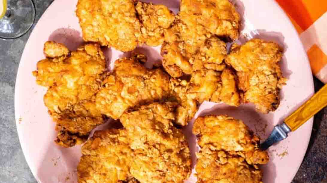 Crispy Mimosa Fried Chicken Recipe | DIY Joy Projects and Crafts Ideas