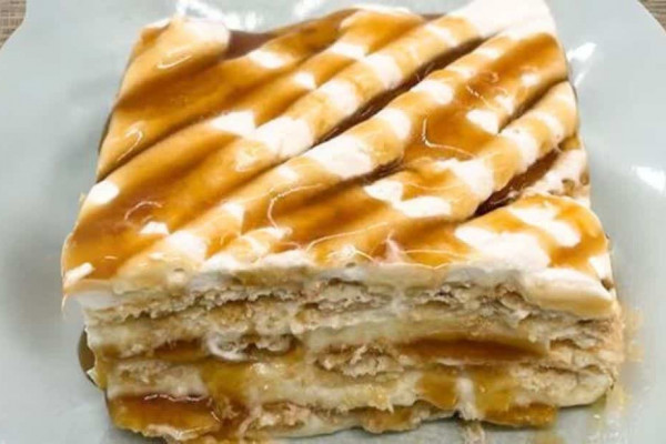 6-Ingredient Ritz Cracker Caramel Icebox Cake