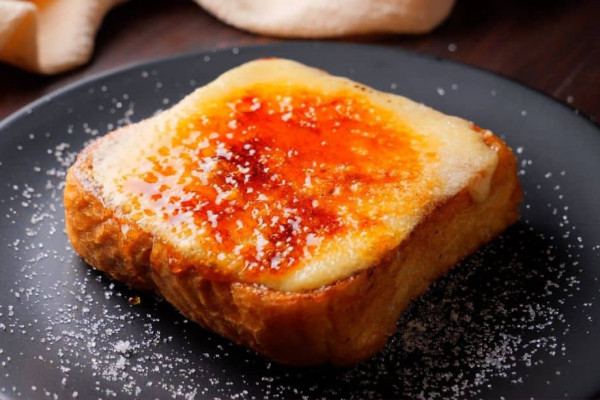 Creme Brulee French Toast