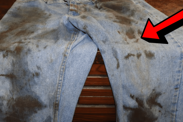 How to Wash Men's Dirty Work Clothes