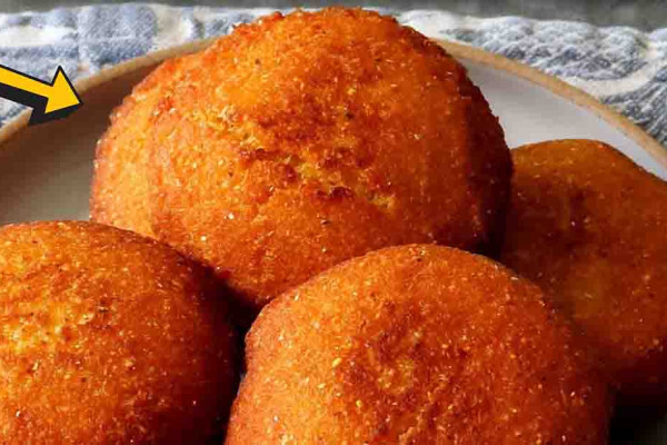 Crispy Hot Water Cornbread