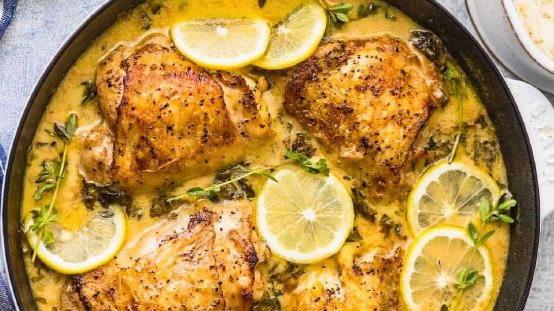 Creamy Lemon Butter Chicken | DIY Joy Projects and Crafts Ideas