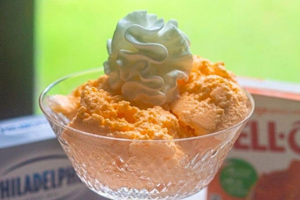 Easy 1960s Jello Dessert