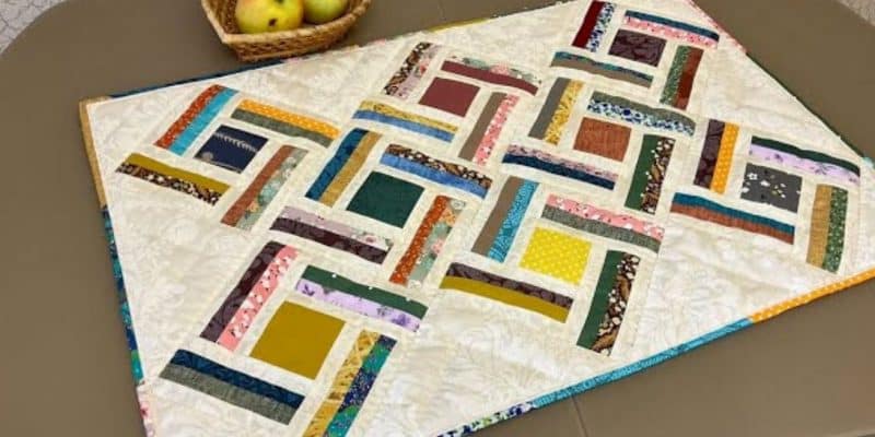 Fabric Scrap Patchwork Block For Beginners | DIY Joy Projects and Crafts Ideas