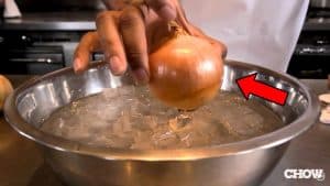 How to Chop an Onion Without Crying