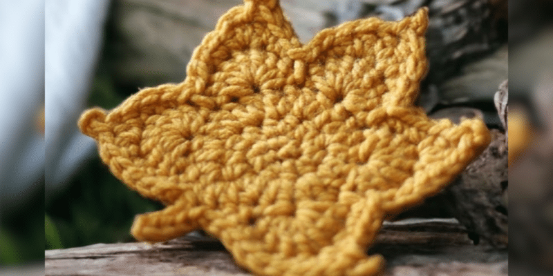 How to Crochet a Maple Leaf | DIY Joy Projects and Crafts Ideas