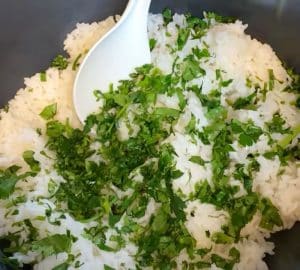 Copycat Chipotle White Rice Recipe - DIY Joy
