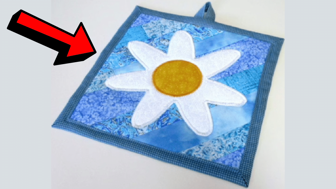 How to Make a Quilted Daisy Potholder | DIY Joy Projects and Crafts Ideas