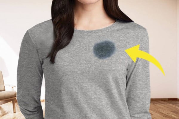 How to Remove Oil Stains From Clothes