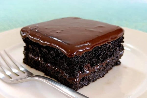 Moist Chocolate Cake Recipe