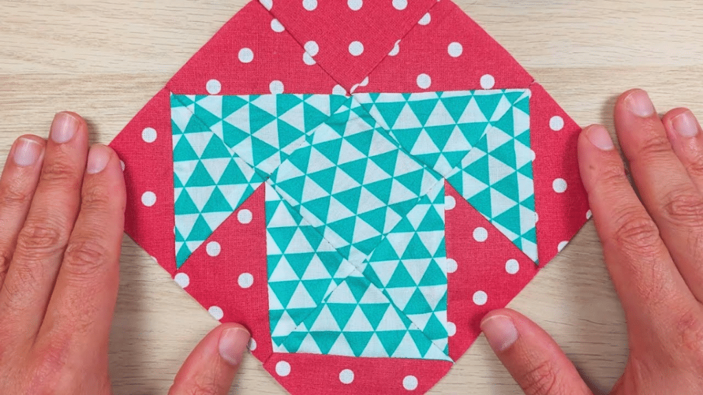 5-Minute Puppy Quilt Block For Beginners