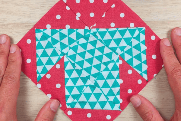5-Minute Puppy Quilt Block For Beginners