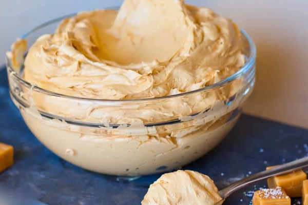 Best-Ever Salted Caramel Buttercream Frosting