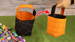 Easy DIY Reversible Trick or Treat Bag