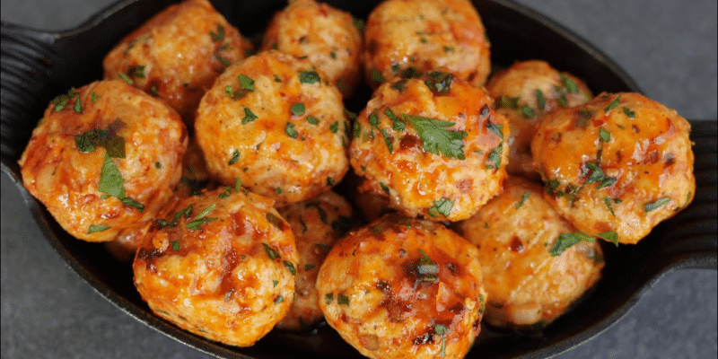 Easy Firecracker Chicken Meatballs Recipe | DIY Joy Projects and Crafts Ideas