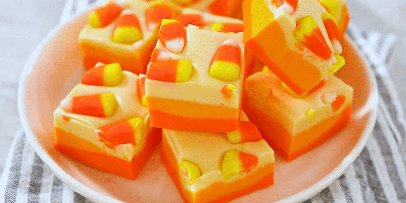 Easy-to-Make Candy Corn Fudge | DIY Joy Projects and Crafts Ideas