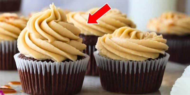 Homemade Caramel Frosting Recipe | DIY Joy Projects and Crafts Ideas