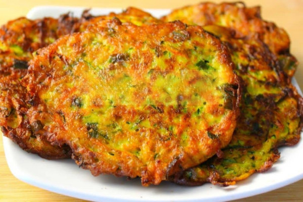 Quick and Crispy Healthy Zucchini Fritters