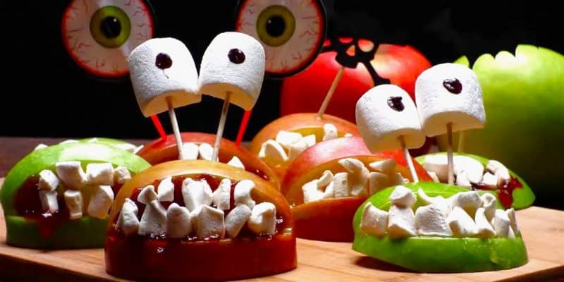 Scary Apple Marshmallow Teeth | DIY Joy Projects and Crafts Ideas