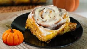 Soft Pumpkin Cinnamon Rolls