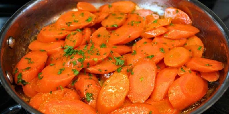 Stovetop Glazed Carrots | DIY Joy Projects and Crafts Ideas