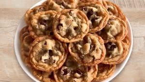 10-Minute Mini Chocolate Chip Cookies