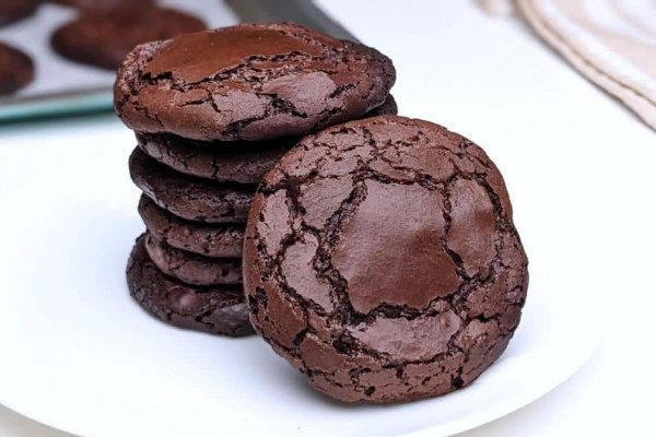 3-Ingredient Chocolate Cookies