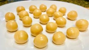 3-Ingredient Milk Candy Balls