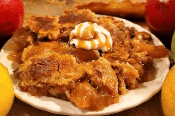 4-Ingredient Caramel Apple Dump Cake Recipe