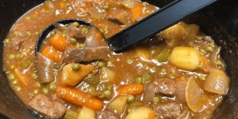 Easy-to-Make Crockpot Beef Stew | DIY Joy Projects and Crafts Ideas