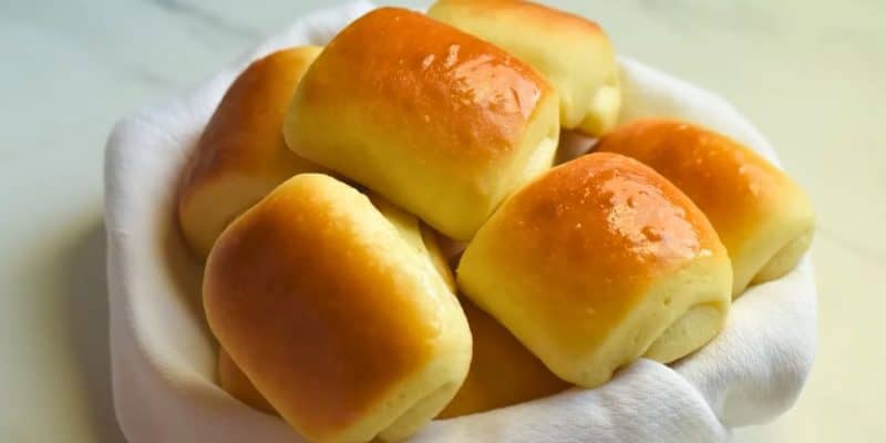 Parker House Rolls | DIY Joy Projects and Crafts Ideas