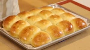 Soft and Buttery Dinner Rolls