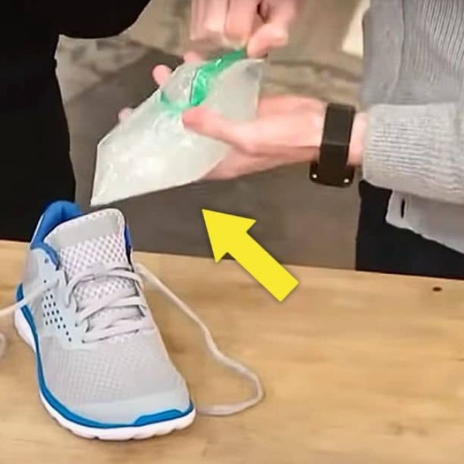 how to stretch nike shoes