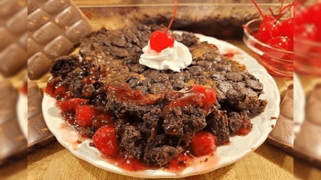 3 Ingredient Cherry Chocolate Dump Cake DIY Joy