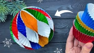 DIY Cupcake Liner Christmas Ornament