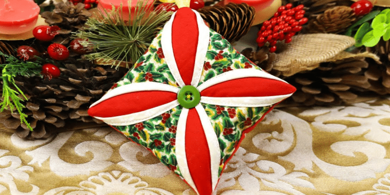 Easy DIY Fabric Christmas Ornament | DIY Joy Projects and Crafts Ideas