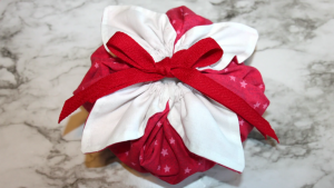 Easy Reusable Petal Gift Bag Tutorial