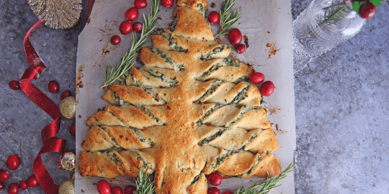 Easy Spinach Dip Christmas Tree Recipe | DIY Joy Projects and Crafts Ideas